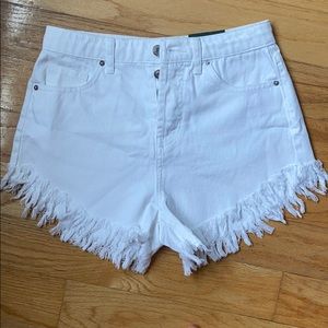 NWT distresses Jean shorts.